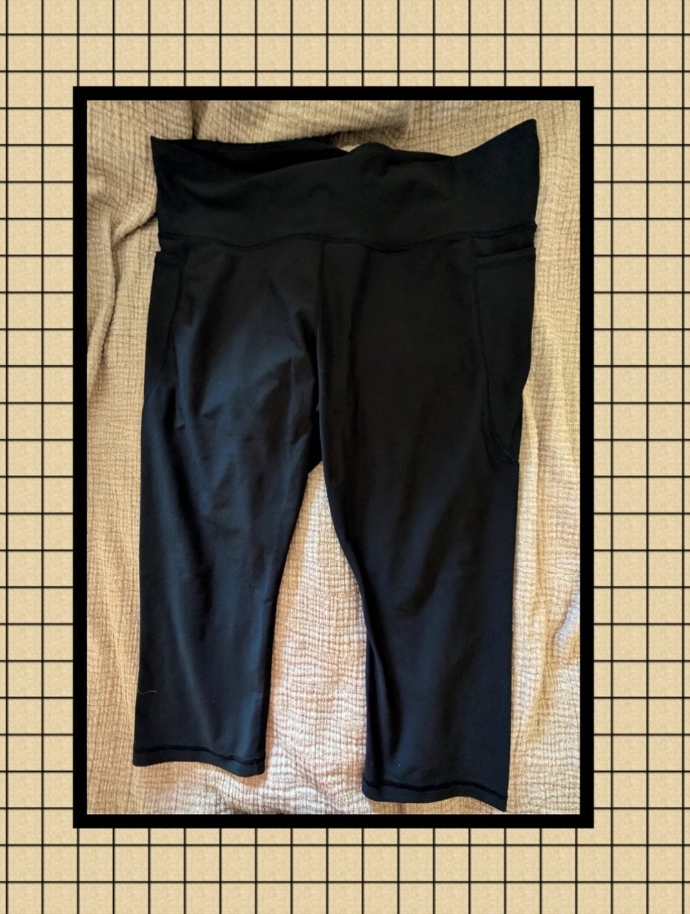 High-Waist Black Power Soft Old NavyCapri Pants for Women, With Pocket